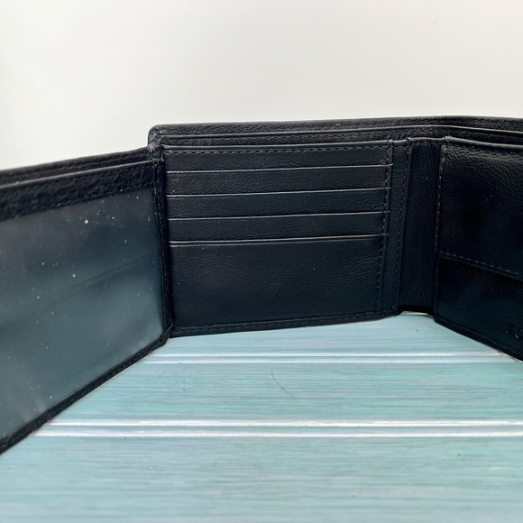 Fossil Tri-Fold Men’s Leather Wallet - Picture 8 of 16